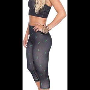 BuddyLove Cactus Leggings/Yoga Pants Size M